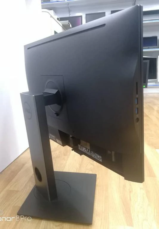 DELL OptiPlex 7440